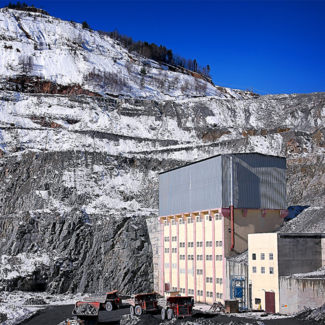 Crushing Unit 3 (KET-3) in Ellatzite Mine.