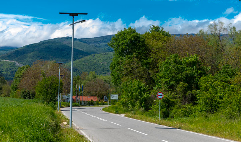 Изграден участък от входния път към Мирково