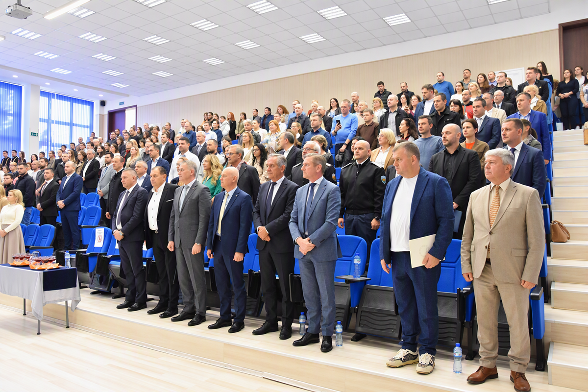 Гости на събитието в аулата на Минно-геоложкият университет „Свети Иван Рилски